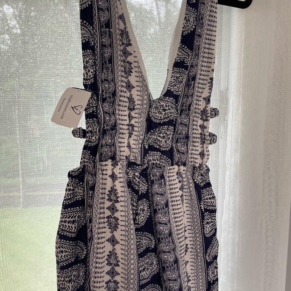 Blue and white Paisley romper - Picture 2 of 4